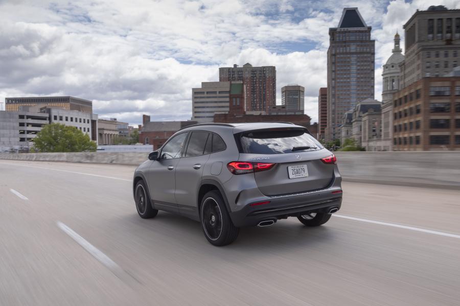  Mercedes-Benz GLA250 AMG Line (H247) 2020 года  (NA) (фото 36 из 96)